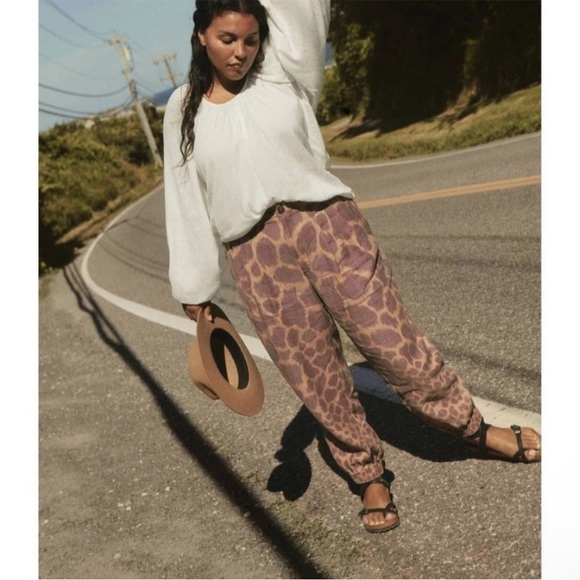 NWT Anthropologie Tamarind Giraffe Animal Print Trouser Joggers - Picture 2 of 8